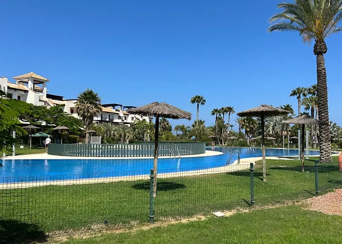 Atico Junto Al Mar,Acceso Directo A La Playa,Jardines De Nuevo Vera,Wifi